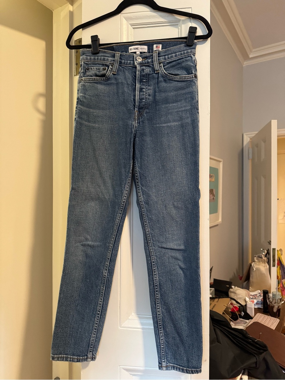 RE/DONE High-Rise Straight Leg Jeans in Blue
